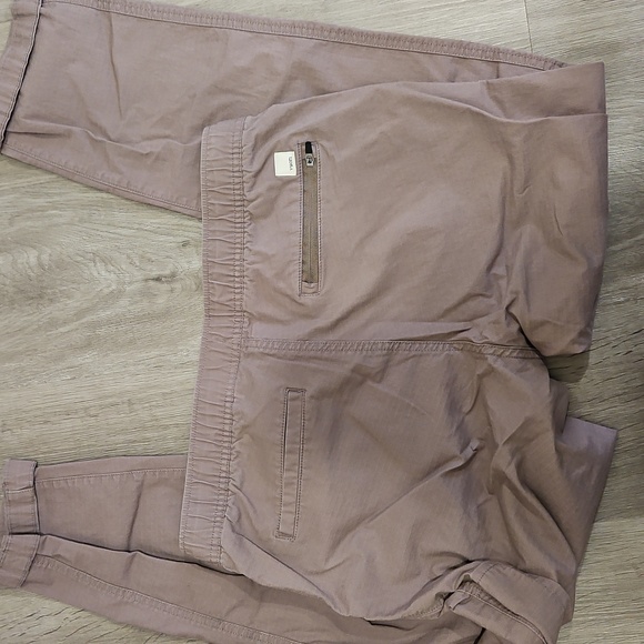Vuori Hazel Ripstop Pants - Picture 3 of 6
